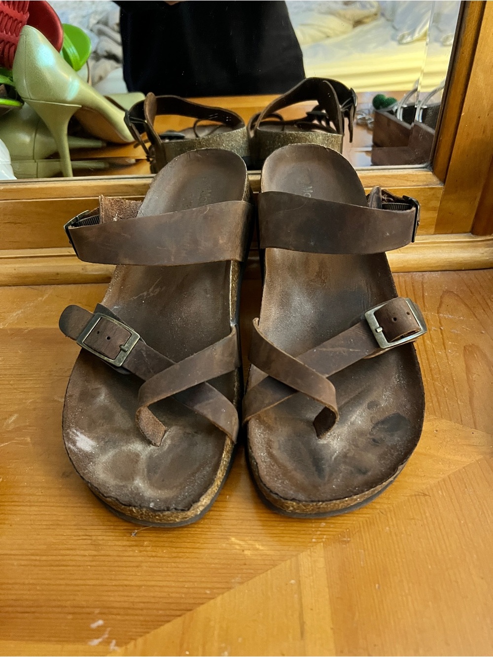Mountain Sole Brown Leather Buckle Sandals Slides Sz 9